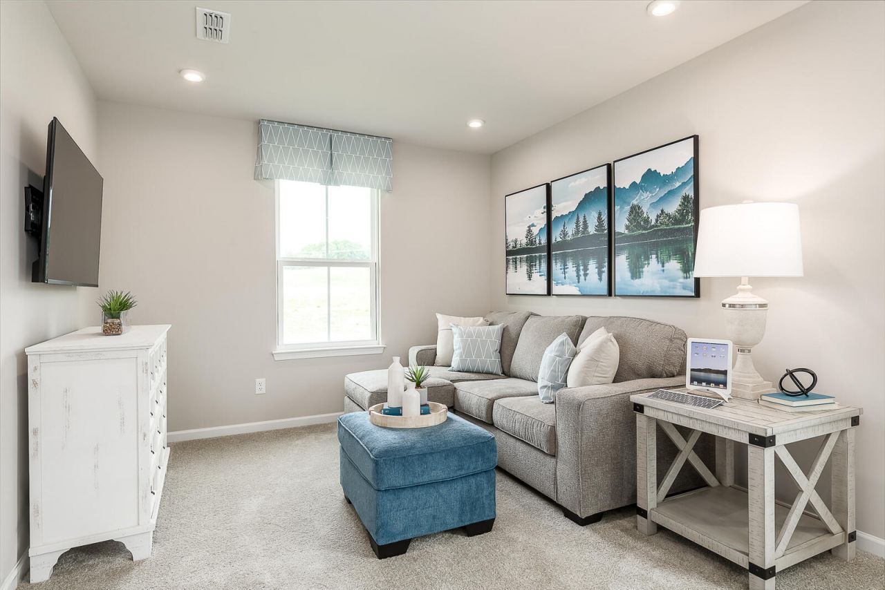 202 E Branch Drive Photo 17