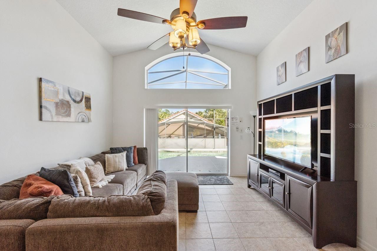 340 Rosso Drive, Davenport, FL 33837 Photo