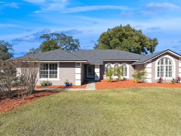 692 ROCHESTER STREET, OVIEDO, FL 32765