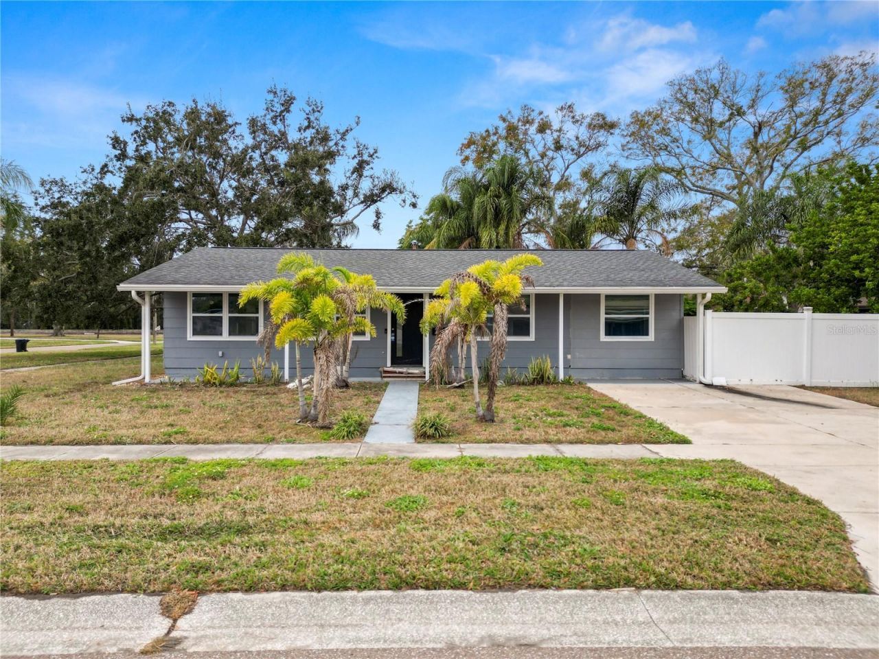 8100 Overlook Place Ne, Saint Petersburg, FL 33702 Photo