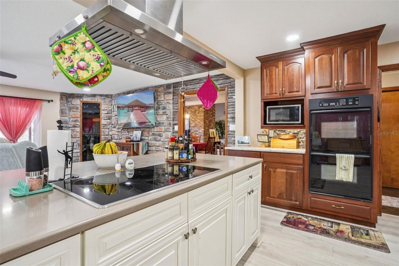 29207 Old Mill W, Tavares, FL 32778 Photo