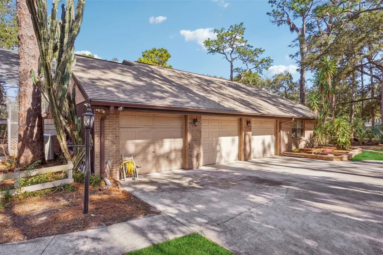 29207 Old Mill W, Tavares, FL 32778 Photo