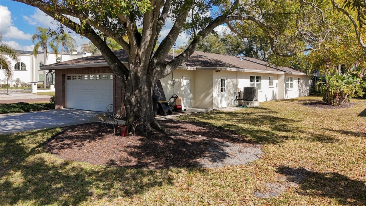 7310 4th Avenue S, Saint Petersburg, FL 33707 Photo