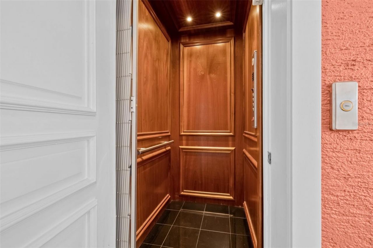 614 Norton Street, Longboat Key, FL 34228 Photo