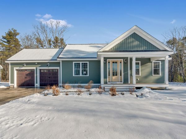 42 Cascade Circle, Unit 34, Kennebunk, ME 04043