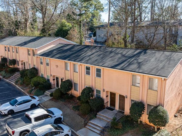 2386 Lawrenceville Highway, Decatur, GA 30033