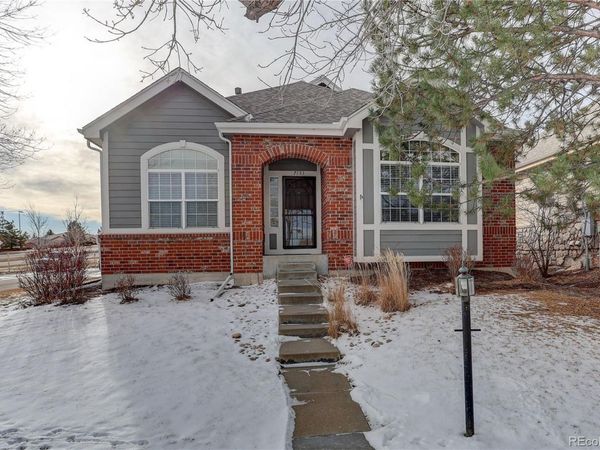 7153 S Versailles Way, Aurora, CO 80016