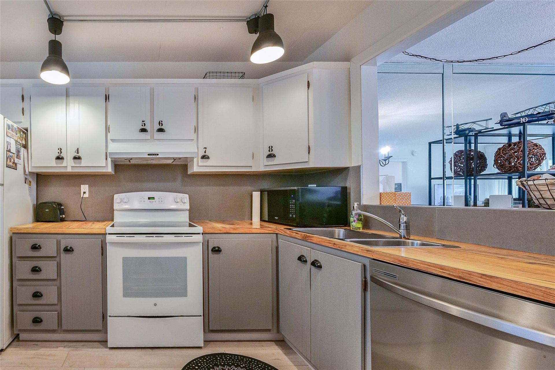 3920 Inverrary Boulevard, Unit 404-C, Lauderhill, FL 33319 Photo