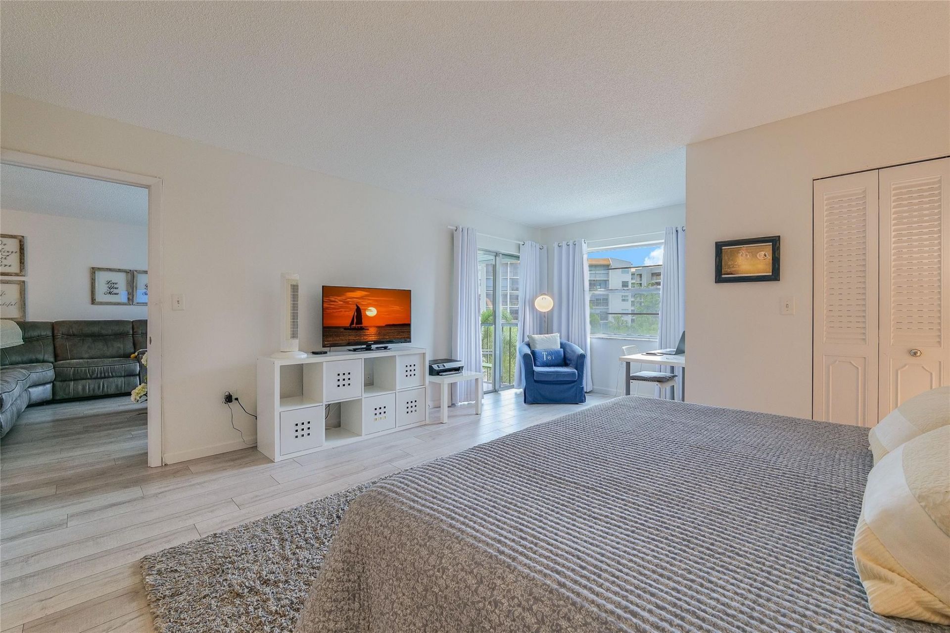 3920 Inverrary Boulevard, Unit 404-C, Lauderhill, FL 33319 Photo