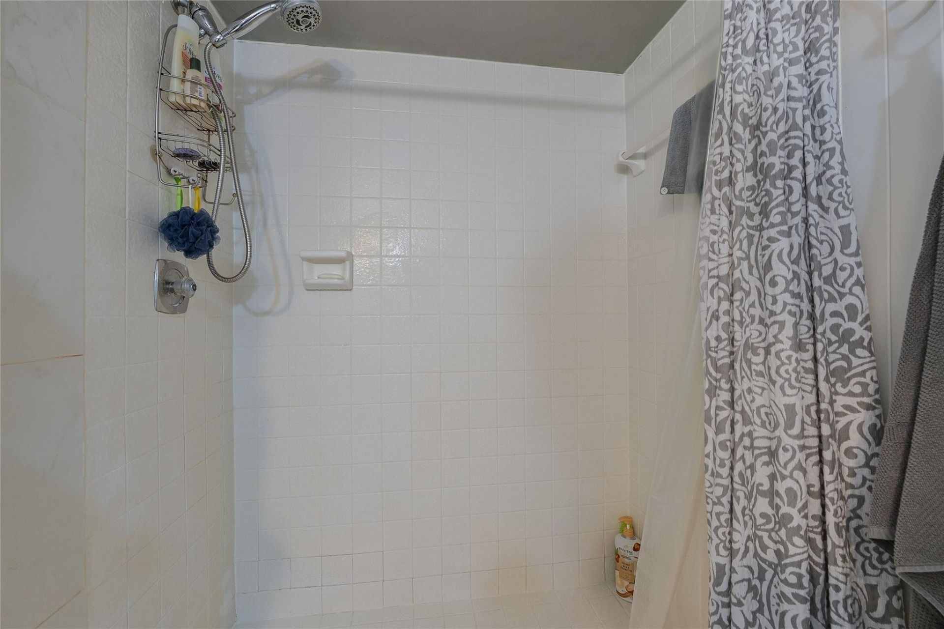 3920 Inverrary Boulevard, Unit 404-C, Lauderhill, FL 33319 Photo