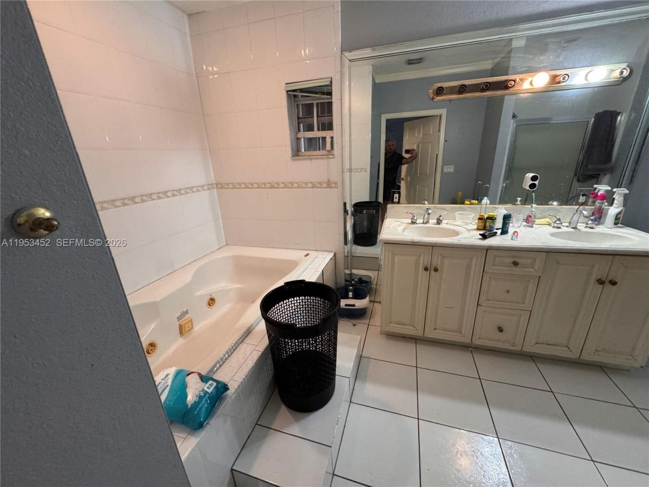 1600 W 32nd St, Riviera Beach, FL 33404 Photo