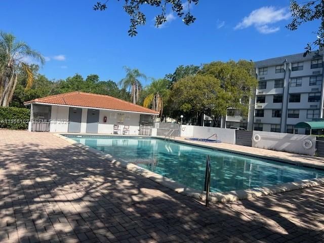 2401 Riverside Dr, Unit 110-B, Coral Springs, FL 33065 Photo
