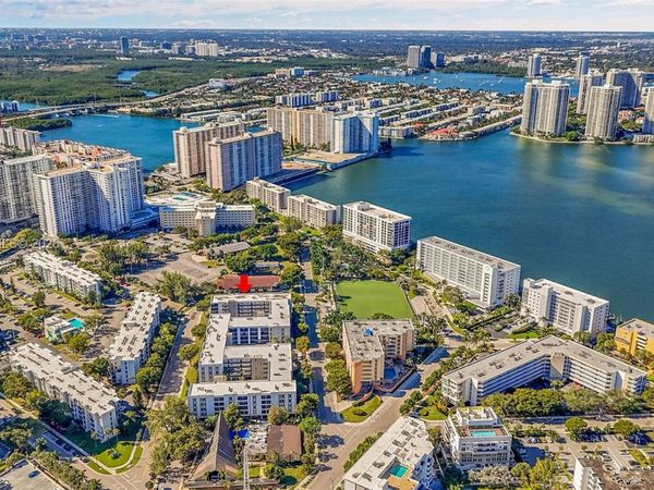 201 178th Dr , Unit 308, Sunny Isles Beach, FL 33160