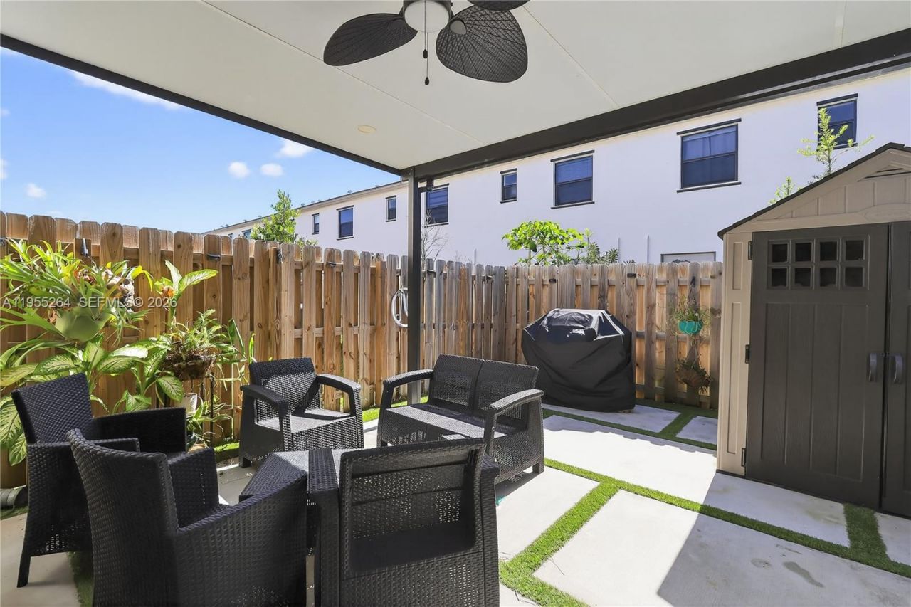 12960 SW 233rd Ter, Homestead, FL 33032 Photo