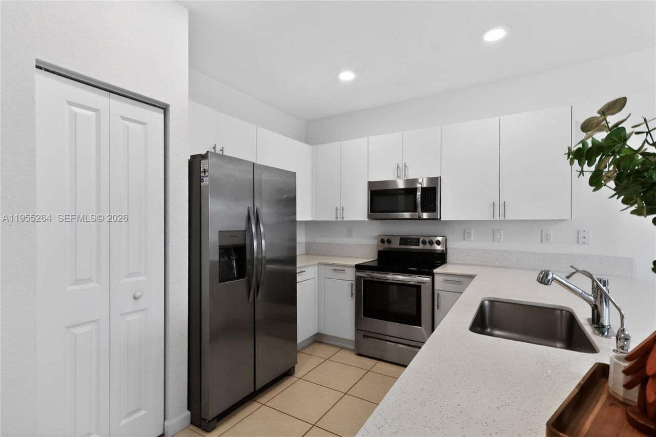 12960 SW 233rd Ter, Homestead, FL 33032 Photo