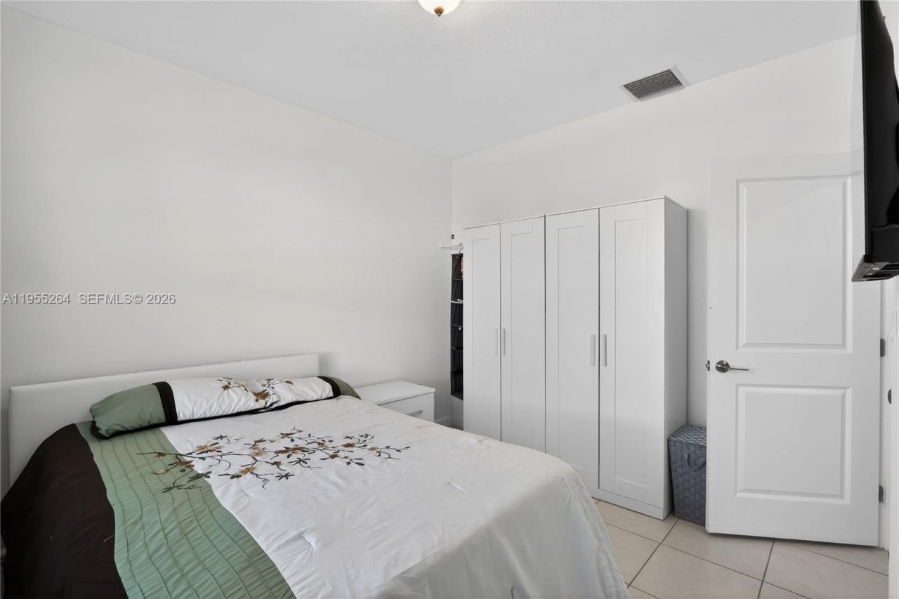 12960 SW 233rd Ter, Homestead, FL 33032 Photo