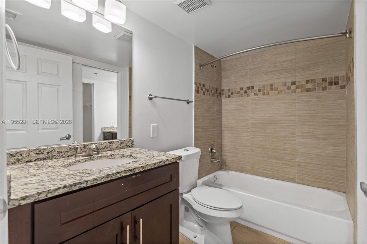 5530 NW 61st St, Unit 302, Coconut Creek, FL 33073 Photo