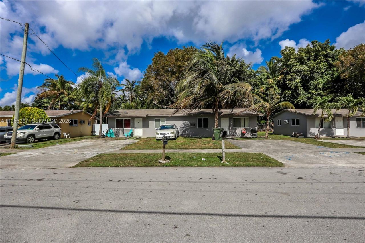 933 NW 11th St, Homestead, FL 33030 Photo