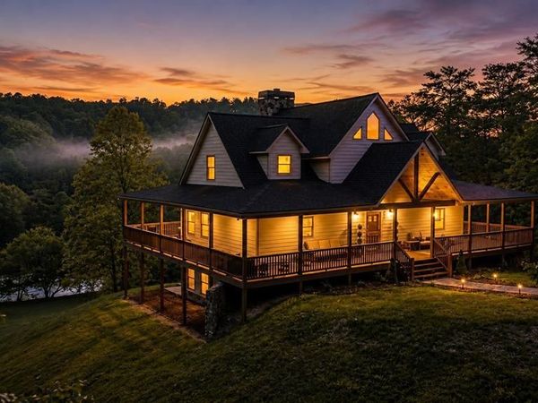 661 Toccoa River Forest, Mineral Bluff, GA 30559