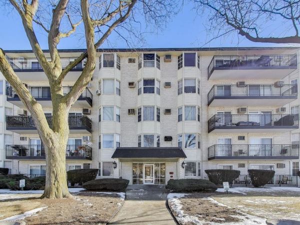 5506 Lincoln Avenue, Unit 315, Morton Grove, IL 60053
