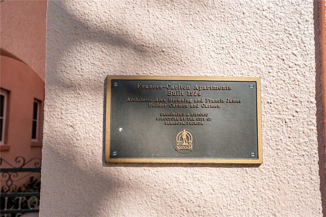 1221 N Palm Avenue, Unit 303, Sarasota, FL 34236 Photo