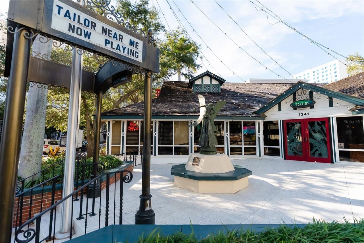 1221 N Palm Avenue, Unit 303, Sarasota, FL 34236 Photo