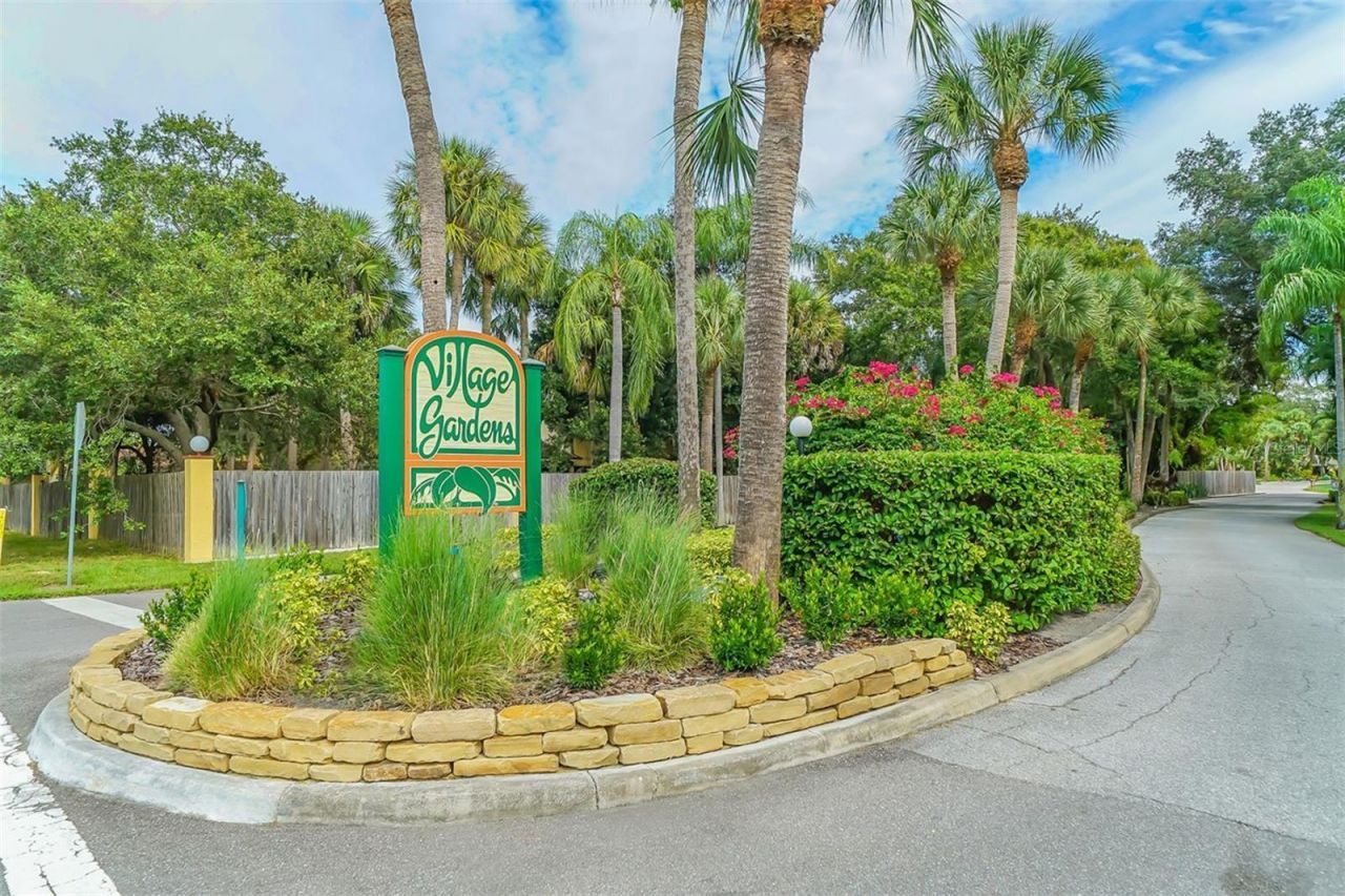 4969 Village Gardens Drive, Unit 52, Sarasota, FL 34234 Photo