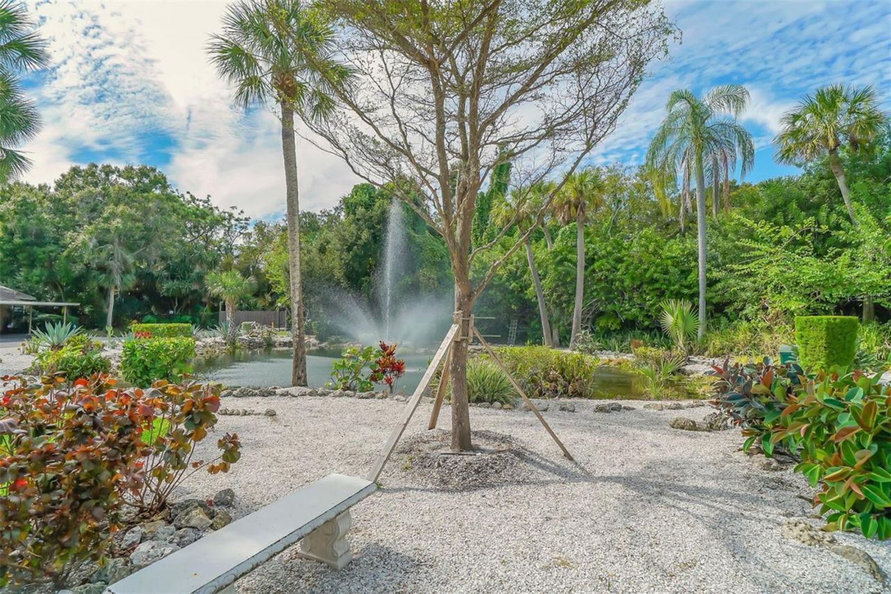 4969 Village Gardens Drive, Unit 52, Sarasota, FL 34234 Photo