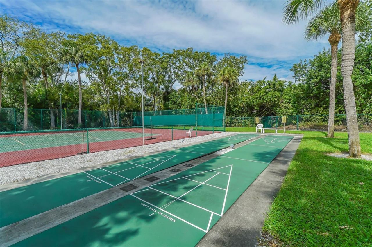 4969 Village Gardens Drive, Unit 52, Sarasota, FL 34234 Photo