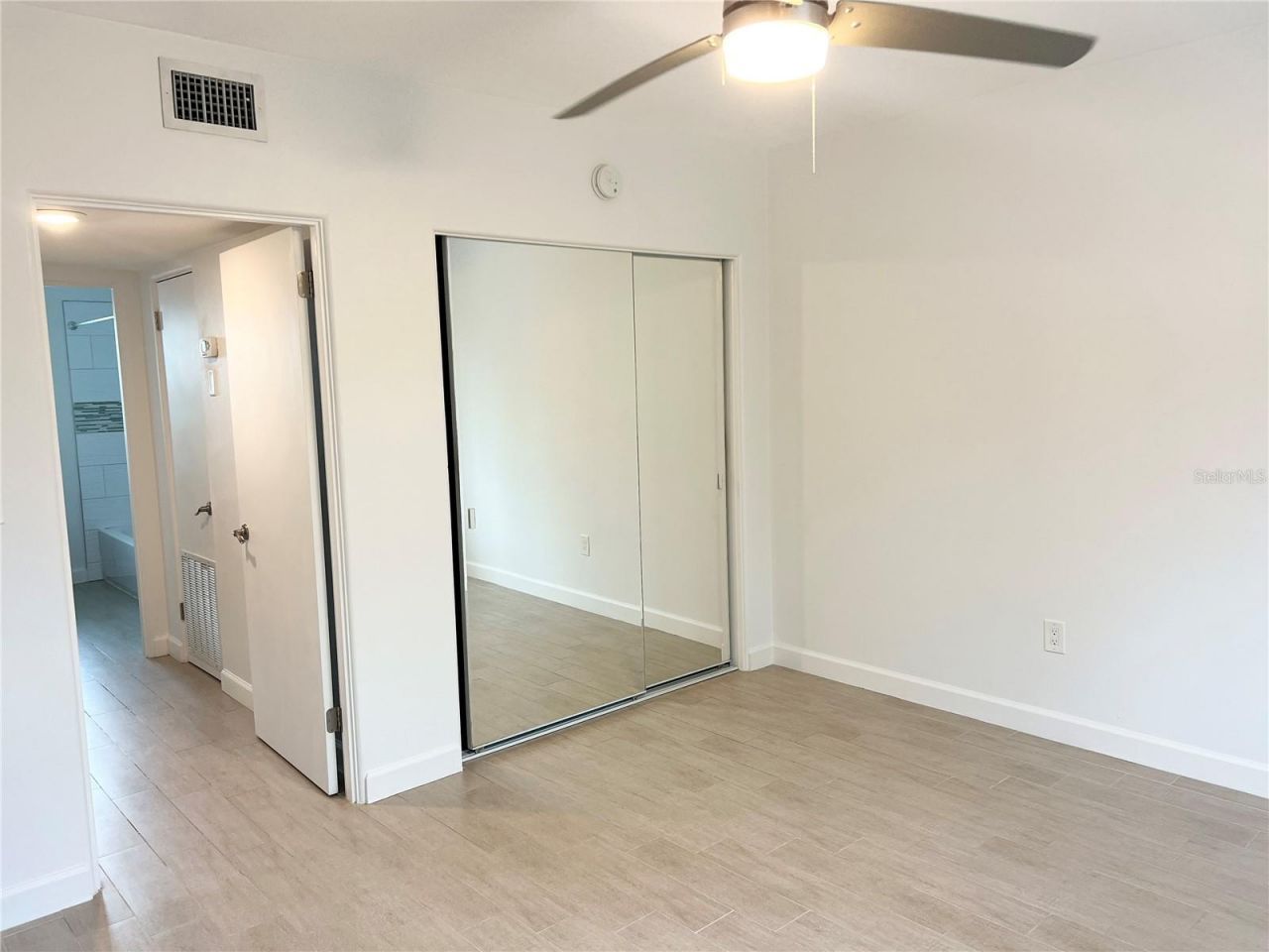 410 12th Avenue Ne, Unit 10, Saint Petersburg, FL 33701 Photo