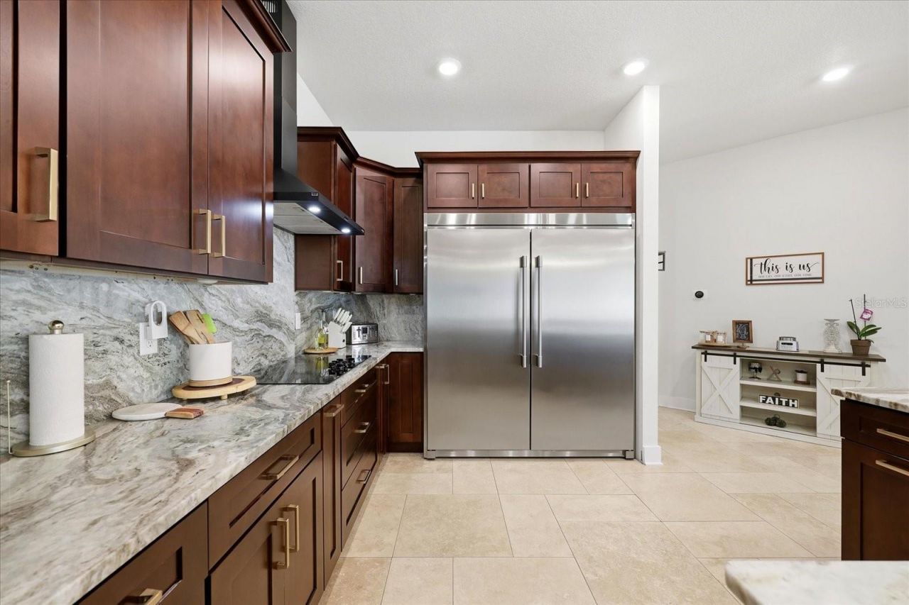 8447 Harvey Walden Drive, Plant City, FL 33565 Photo