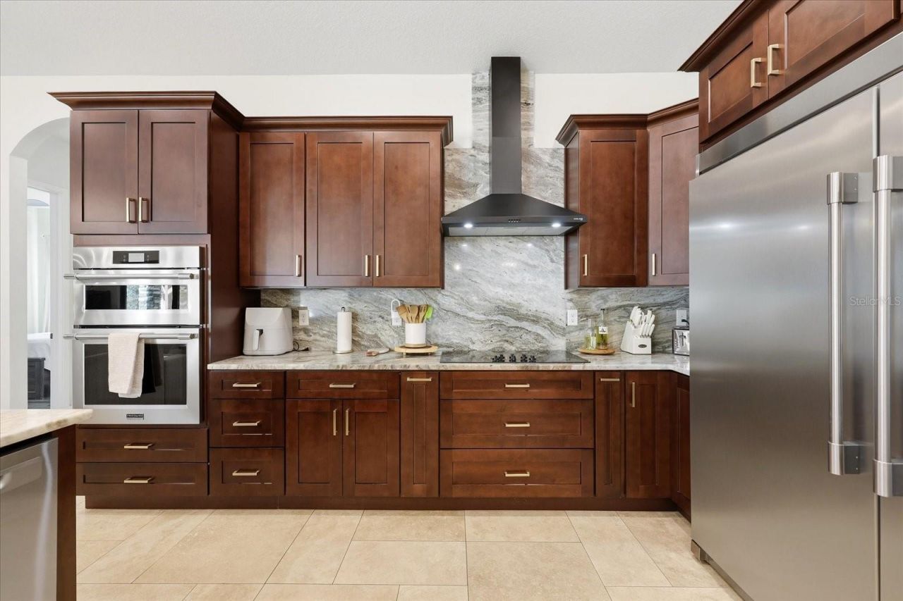 8447 Harvey Walden Drive, Plant City, FL 33565 Photo