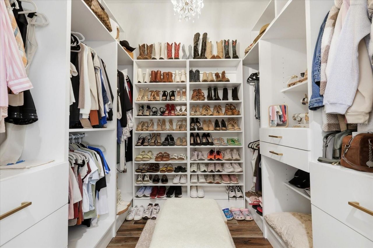 8447 Harvey Walden Drive, Plant City, FL 33565 Photo