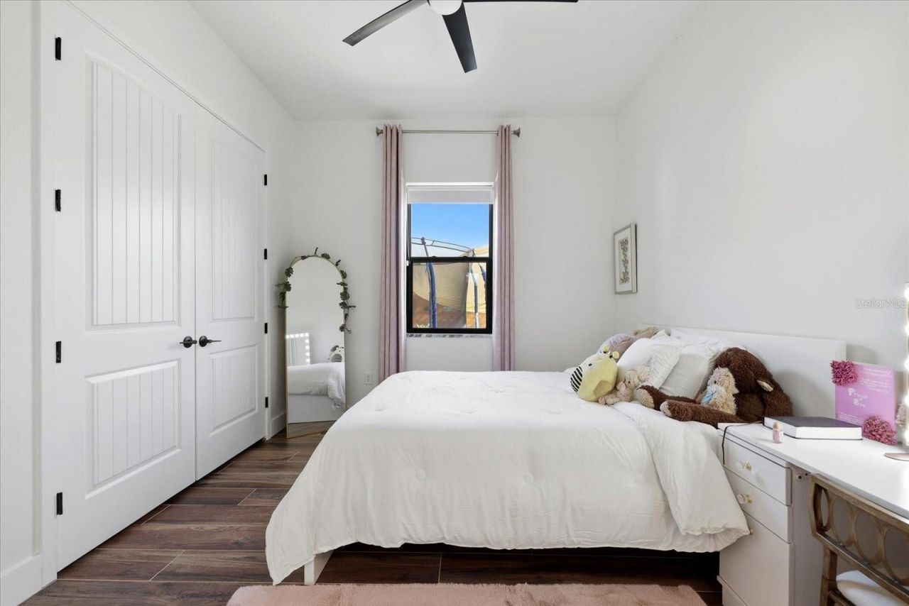 8447 Harvey Walden Drive, Plant City, FL 33565 Photo