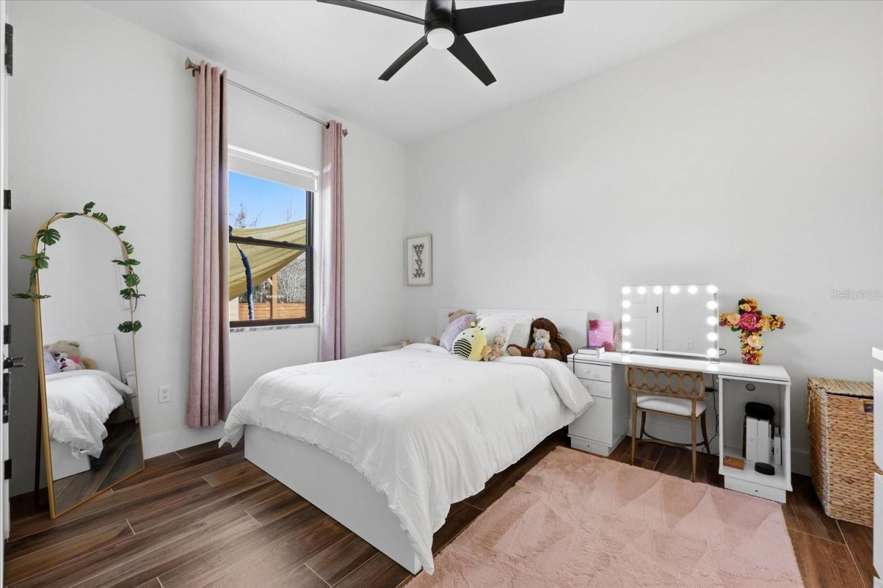 8447 Harvey Walden Drive, Plant City, FL 33565 Photo