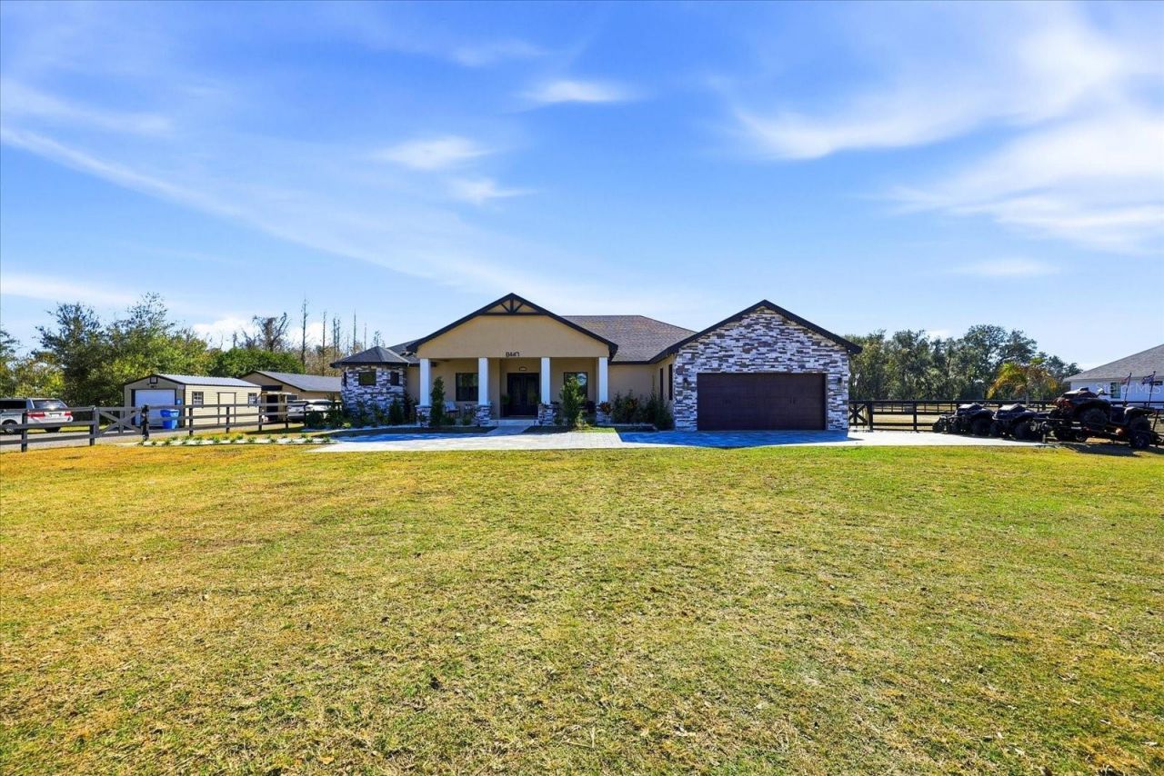 8447 Harvey Walden Drive, Plant City, FL 33565 Photo