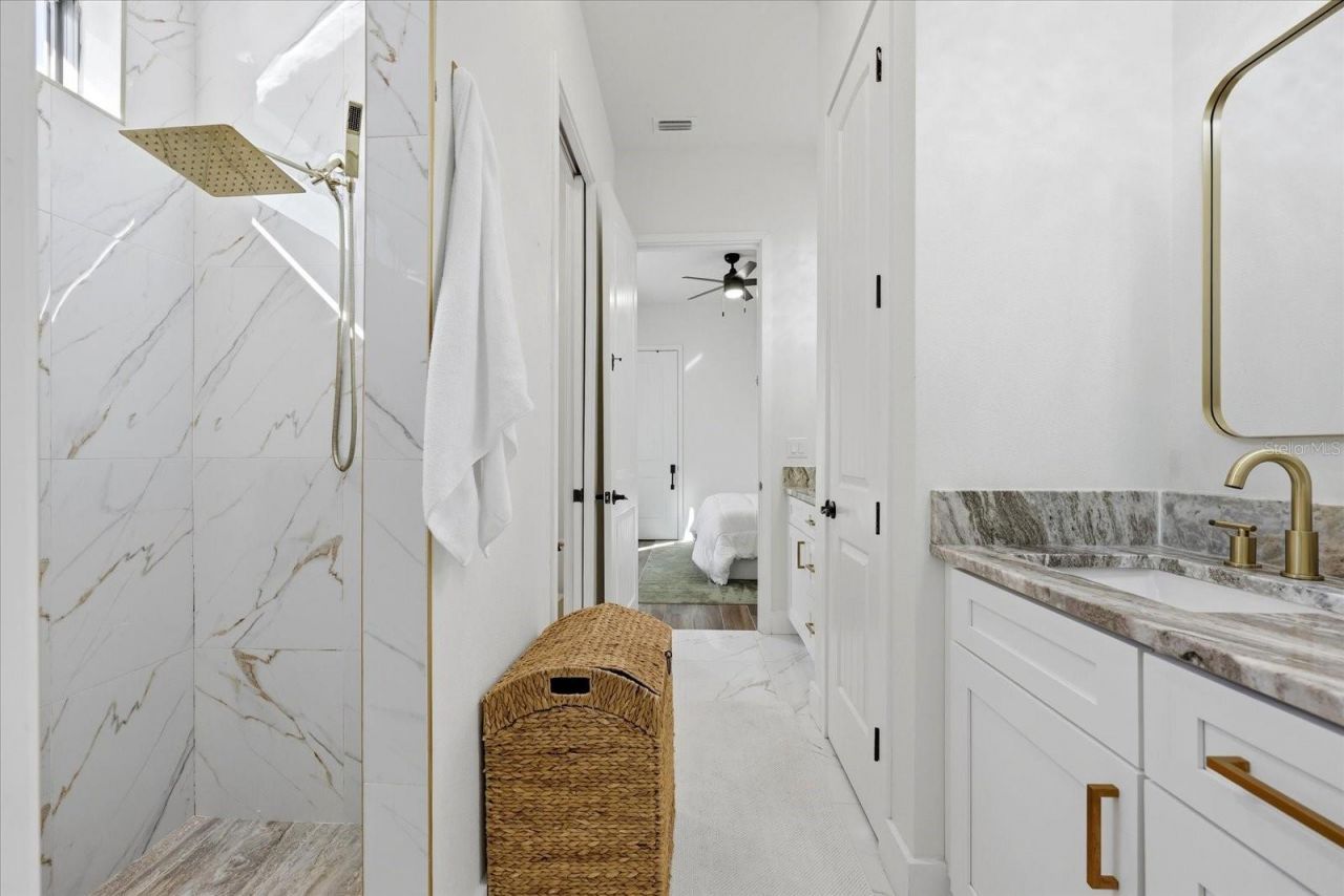 8447 Harvey Walden Drive, Plant City, FL 33565 Photo