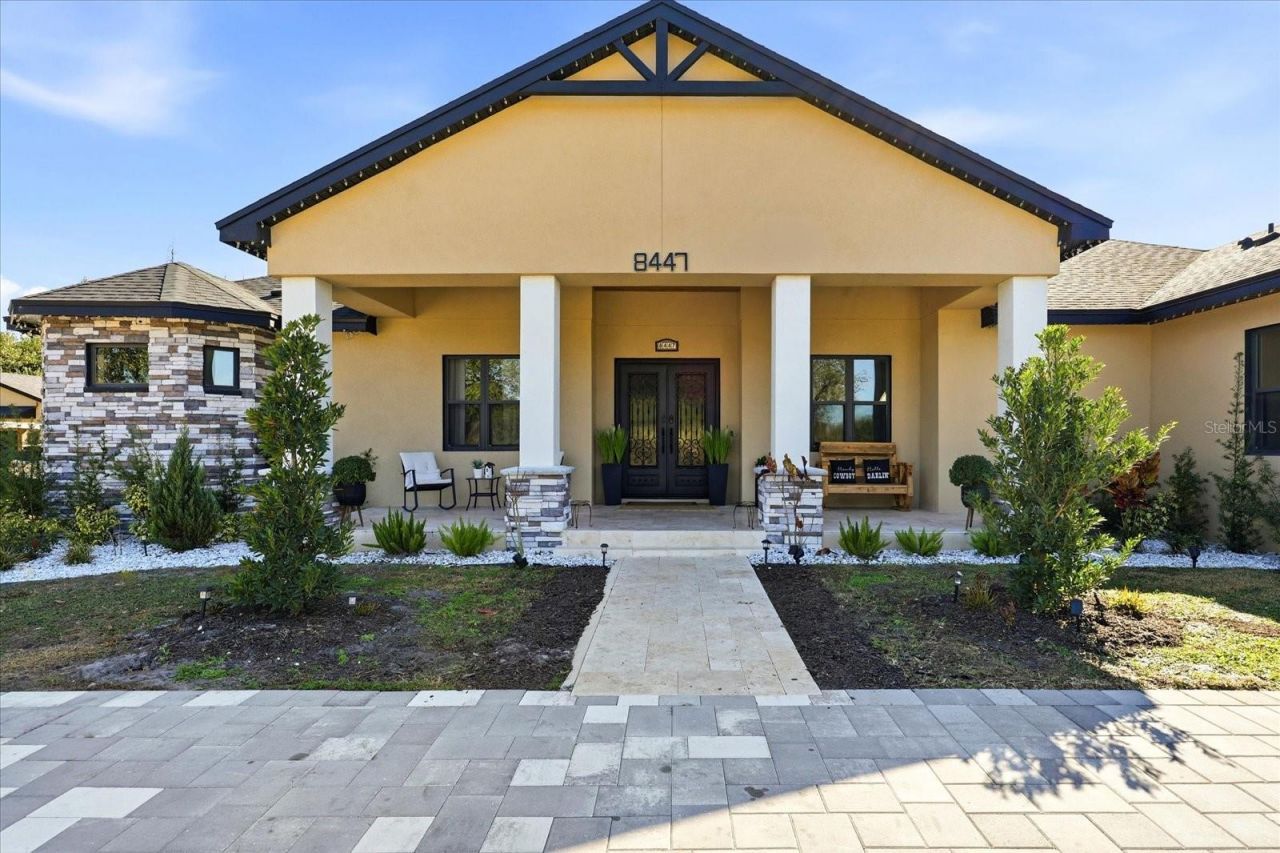 8447 Harvey Walden Drive, Plant City, FL 33565 Photo