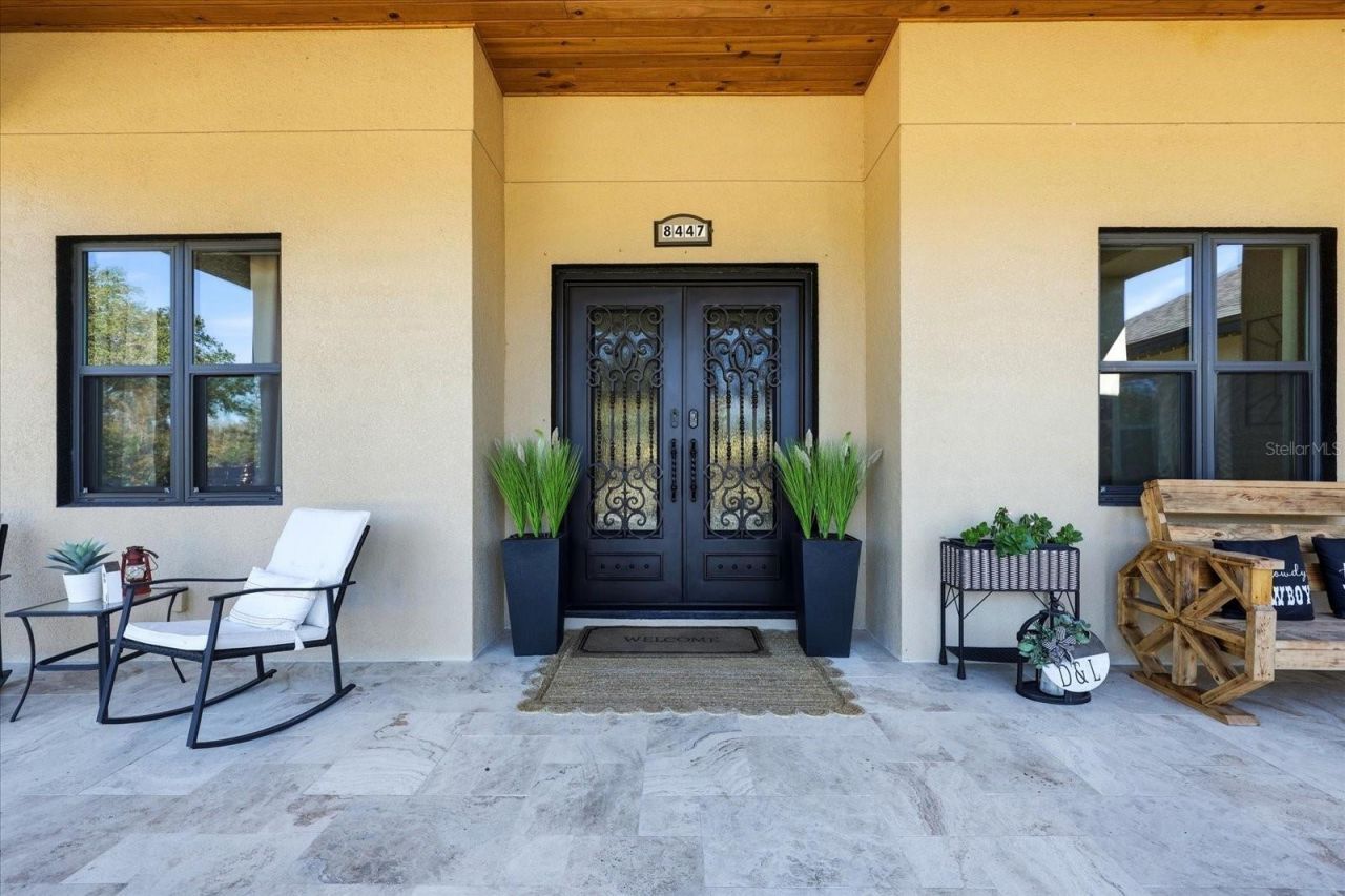 8447 Harvey Walden Drive, Plant City, FL 33565 Photo