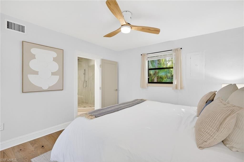 1275 8th Ave N, Naples, FL 34102 Photo