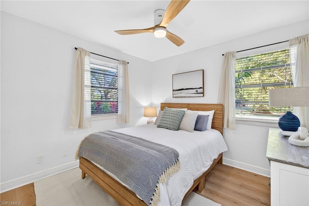 1275 8th Ave N, Naples, FL 34102 Photo