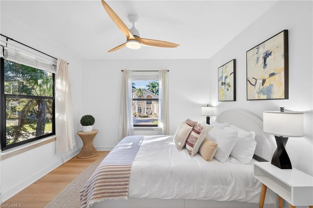 1275 8th Ave N, Naples, FL 34102 Photo