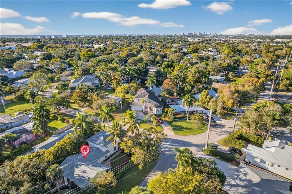 1275 8th Ave N, Naples, FL 34102 Photo