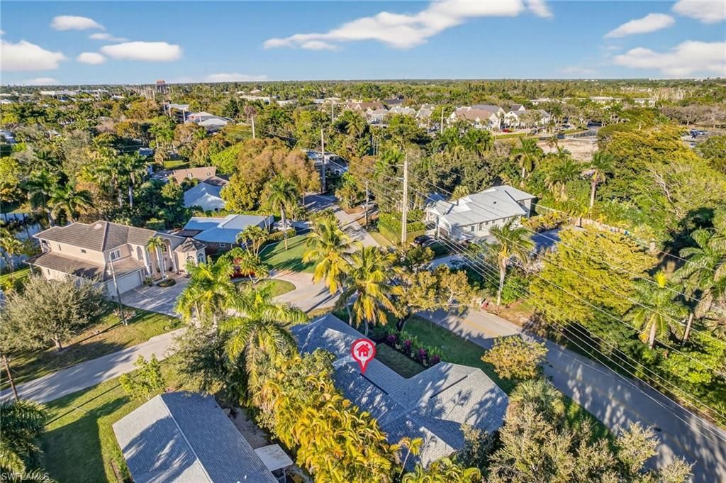 1275 8th Ave N, Naples, FL 34102 Photo