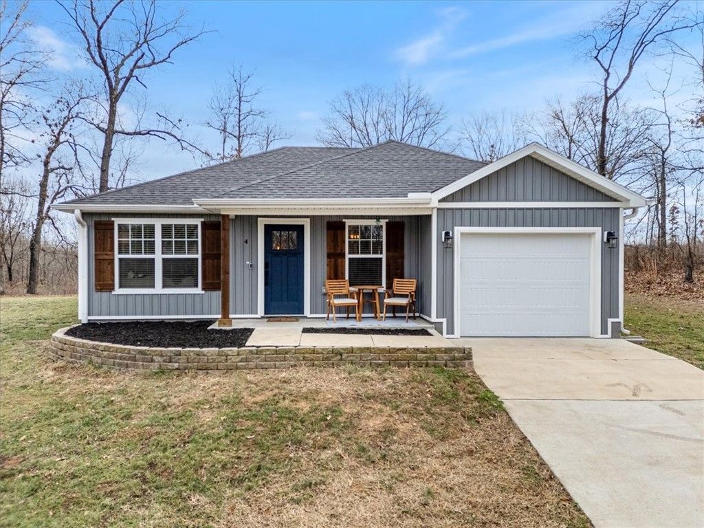 4 Washington Lane Bella Vista, AR 72715