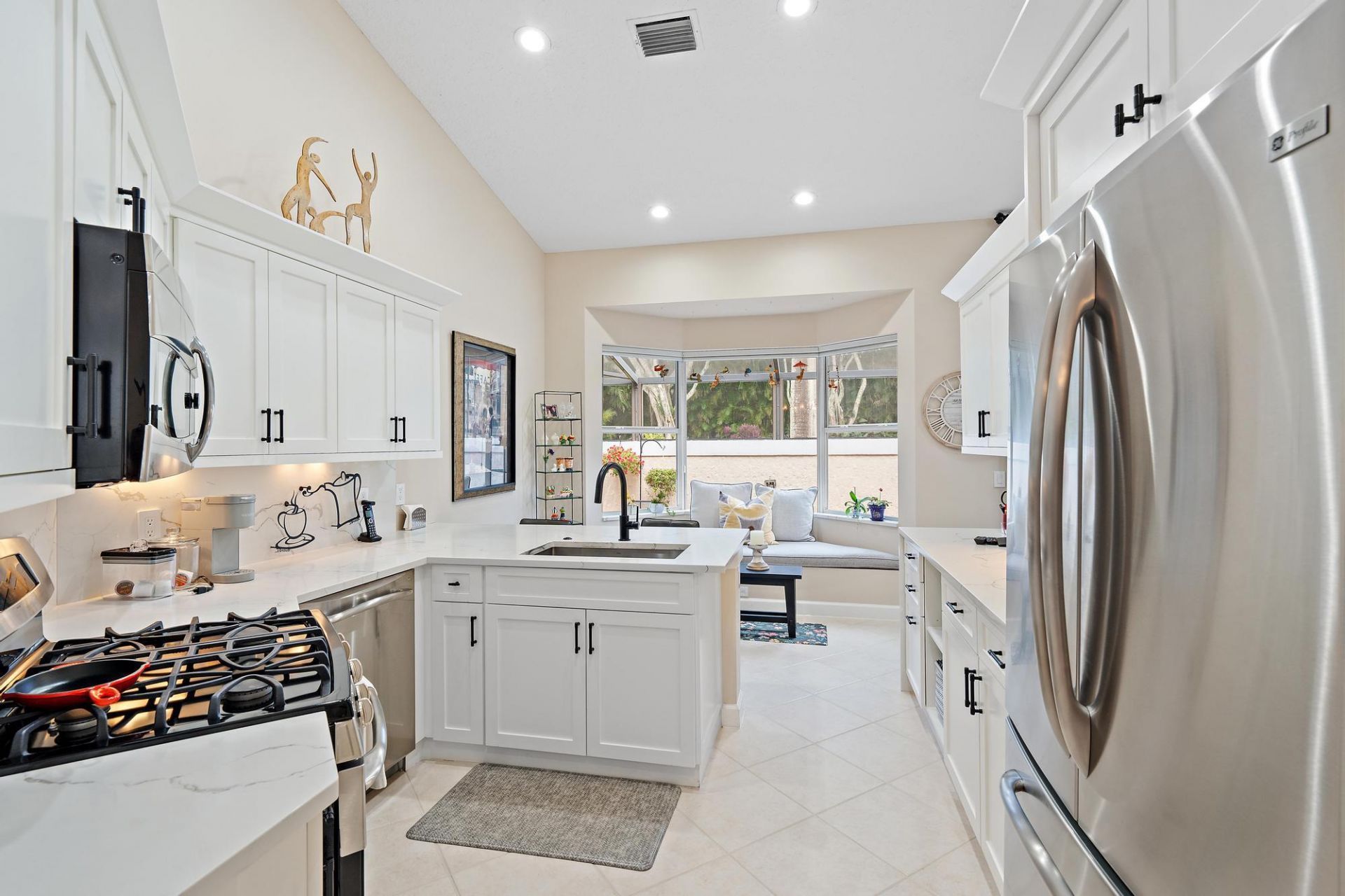 8164 Sandpiper Way, West Palm Beach, FL 33412 Photo