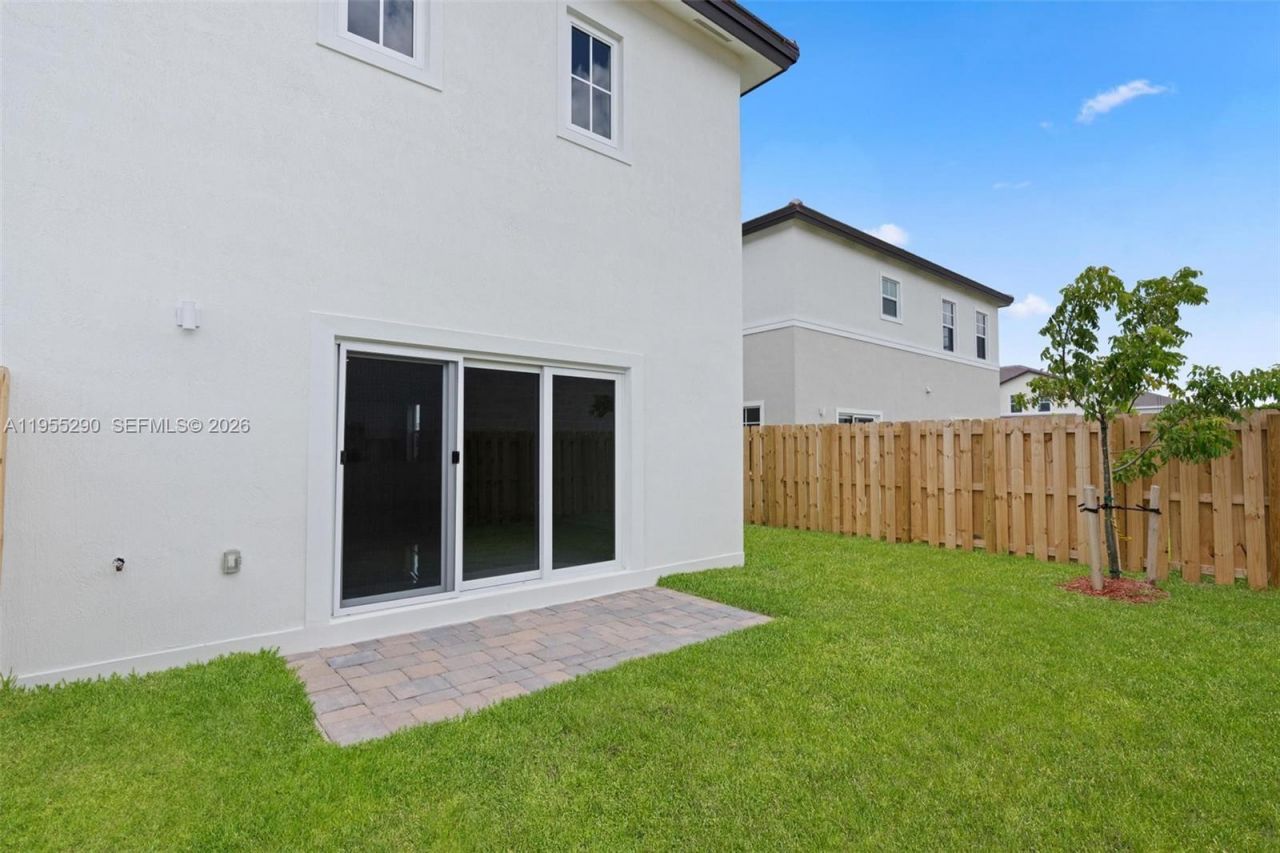 27350 SW 133rd Path, Homestead, FL 33032 Photo