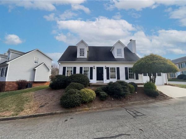 119 Edgedale Court, Kernersville, NC 27284