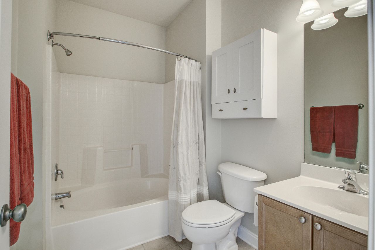 4628 N Palm View Circle Photo 15