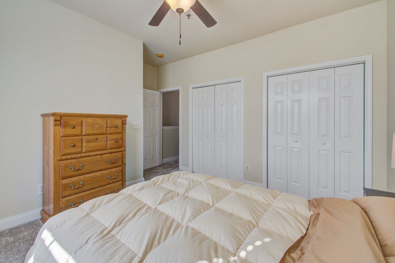 4628 N Palm View Circle Photo 18